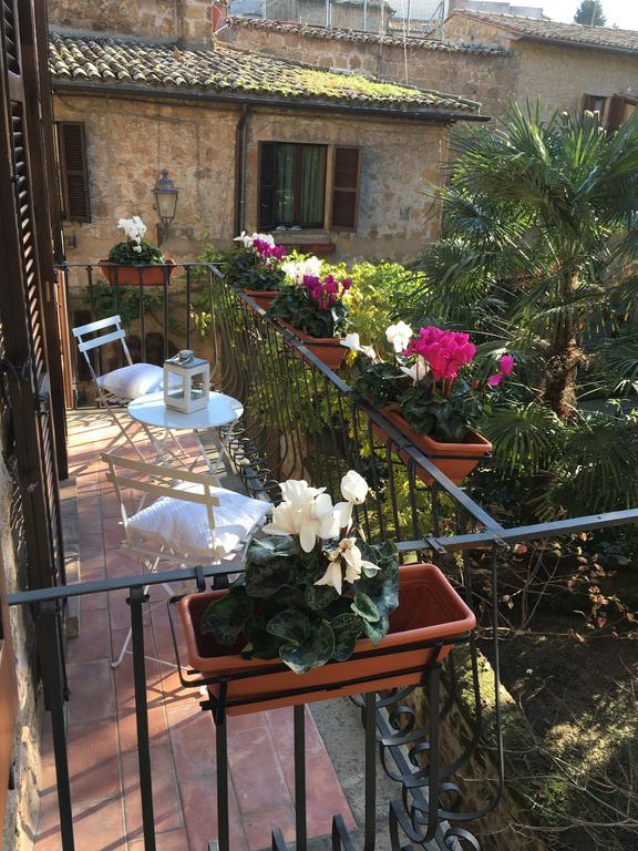 B&B Michelangeli - Private parking Orvieto Exteriör bild