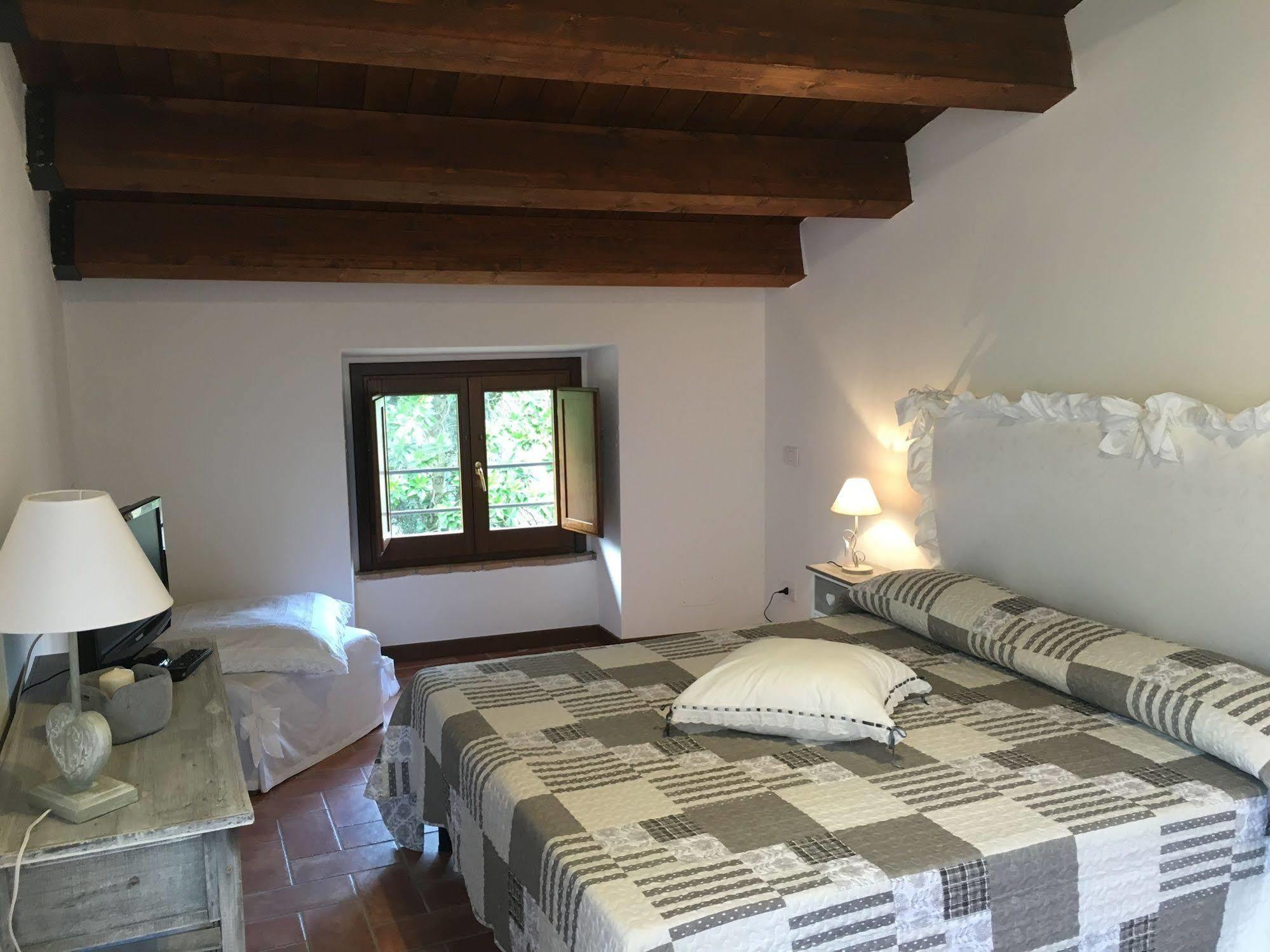 B&B Michelangeli - Private parking Orvieto Exteriör bild
