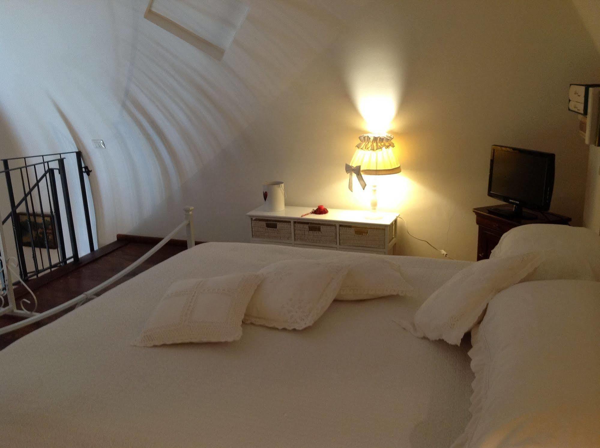 B&B Michelangeli - Private parking Orvieto Exteriör bild